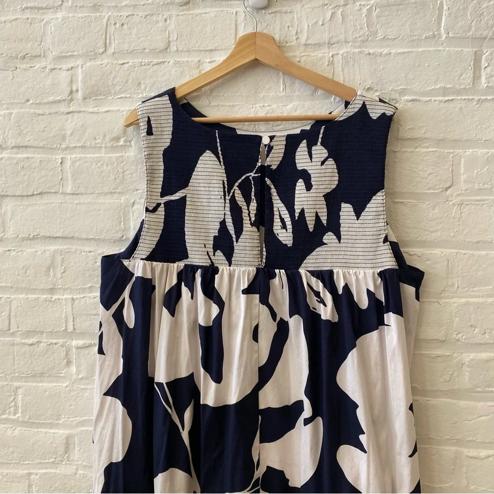 Chico’s || Trapeze Smocked Maxi Dress Floral Print Navy White Chicos 4 US 20 22_5